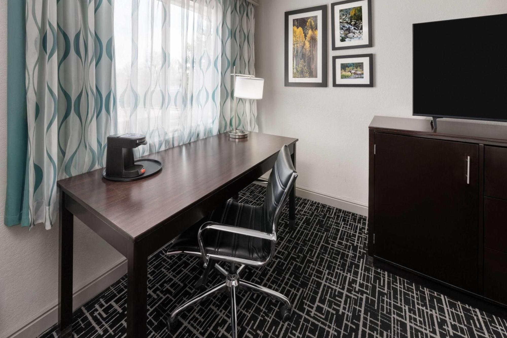 La Quinta Inn & Suites By Wyndham Fort Collins, Colorado Exteriér fotografie